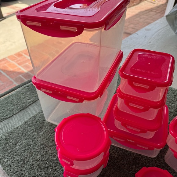 Lock & Lock Pink Food Storage Container Set of 11 - Picture 2 of 14